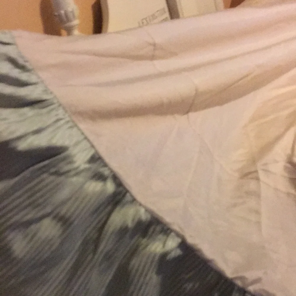 King size Bed skirt/ ruffles Firm price